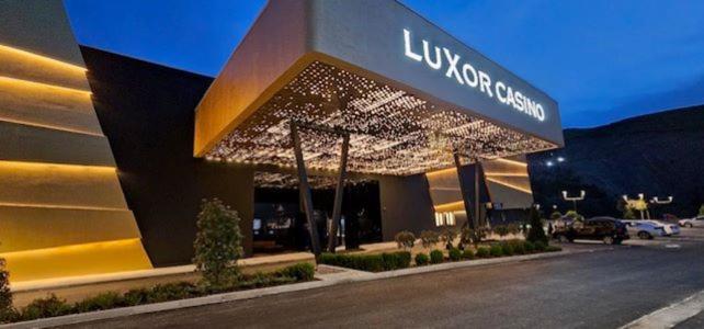 Luxor Hotel & Casino Skopje Exterior photo